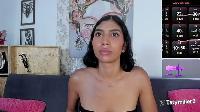 Snapshot of taty_miller chatting on February 12, 2025, 8:18 pm taty miller online show from February 12, 2025, 8:18 pm