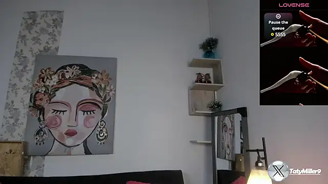 Snapshot of taty_miller chatting on February 21, 2025, 8:27 pm taty miller online show from February 21, 2025, 8:27 pm