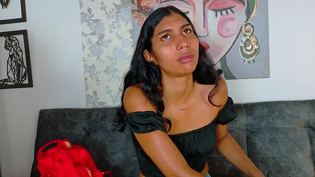 Snapshot of taty_miller chatting on September 12, 2025, 8:09 pm taty miller online show from September 12, 2025, 8:09 pm