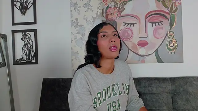 Snapshot of taty_miller chatting on September 22, 2025, 8:11 pm taty miller online show from September 22, 2025, 8:11 pm