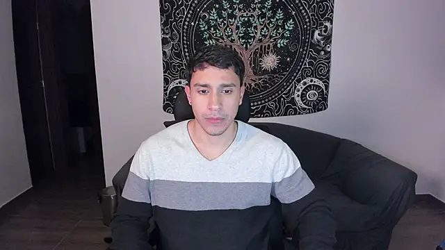 JayMarcos  online show from February 9, 2025, 1:11 am