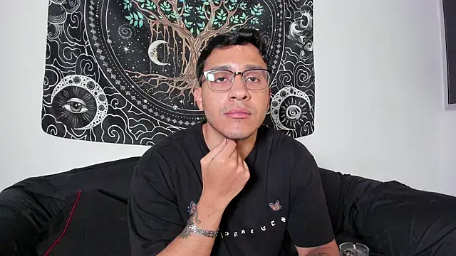 JayMarcos  online show from October 12, 2025, 1:37 am