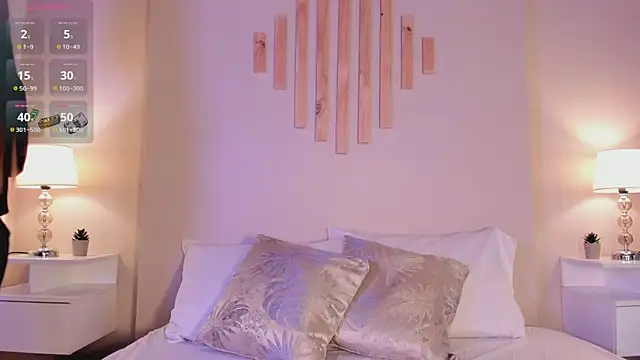 Snapshot of VictoriaNoah_ chatting on December 2, 2025, 7:31 pm VictoriaNoah online show from December 2, 2025, 7:31 pm