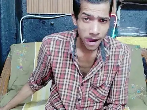 Alex Suman25 online show from July 14, 2026, 12:46 am