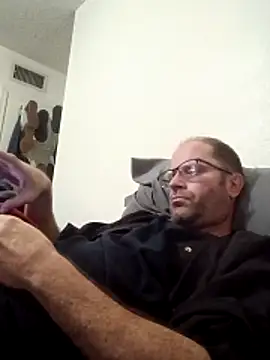 Snapshot of crazycam619 chatting on March 6, 2026, 1:13 am crazycam619 online show from March 6, 2026, 1:13 am