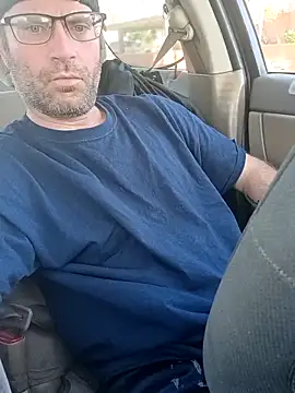 Snapshot of crazycam619 chatting on April 12, 2026, 12:26 am crazycam619 online show from April 12, 2026, 12:26 am