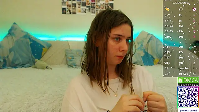 MurrrWorren online show from January 26, 2025, 12:43 pm