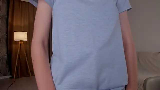 BettyBrowni online show from October 26, 2025, 4:13 pm