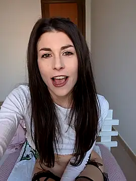 Snapshot of Aisha_Moretti chatting on February 22, 2026, 2:59 pm Aisha Moretti online show from February 22, 2026, 2:59 pm