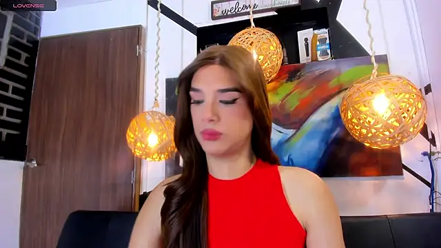 victoria aleia  online show from November 14, 2025, 10:07 pm