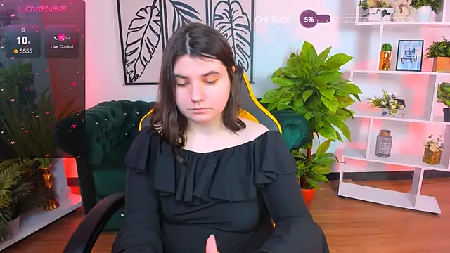 Viola  Shy online show from March 7, 2025, 3:29 am