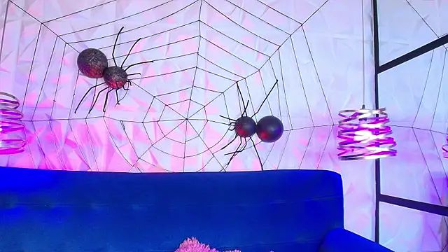 sarah banks1 online show from December 15, 2025, 3:22 am