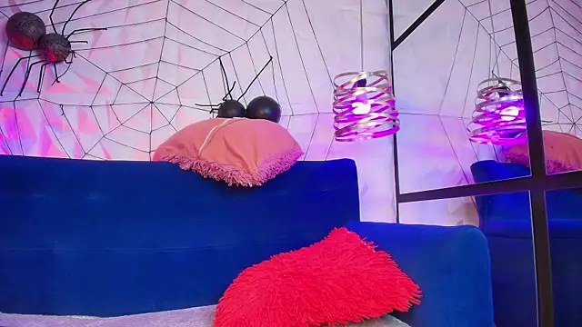 sarah banks1 online show from December 20, 2025, 3:13 am