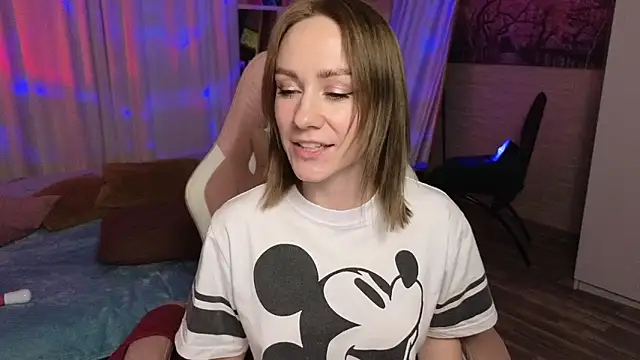 VeronicaRoss online show from January 15, 2025, 6:01 am