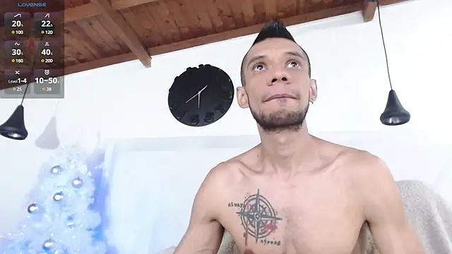 Snapshot of BIGZEHUZ chatting on December 5, 2024, 4:44 pm BIGZEHUZ online show from December 5, 2024, 4:44 pm