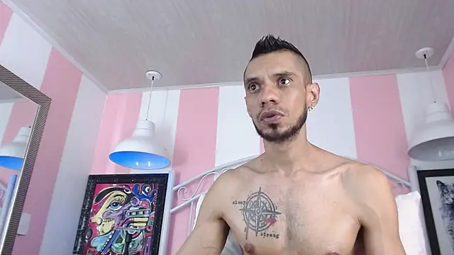 Snapshot of BIGZEHUZ chatting on March 8, 2025, 10:22 am BIGZEHUZ online show from March 8, 2025, 10:22 am