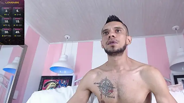 Snapshot of BIGZEHUZ chatting on March 16, 2025, 5:50 pm BIGZEHUZ online show from March 16, 2025, 5:50 pm