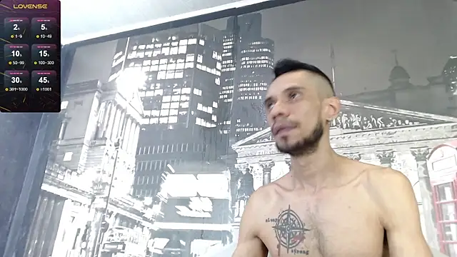 Snapshot of BIGZEHUZ chatting on March 18, 2025, 9:53 pm BIGZEHUZ online show from March 18, 2025, 9:53 pm