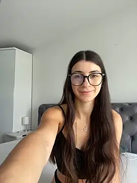 Snapshot of Wildberry_ chatting on June 17, 2026, 8:50 am Wildberry online show from June 17, 2026, 8:50 am