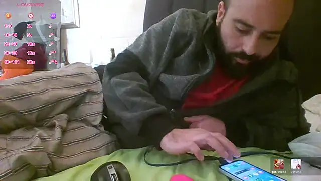Snapshot of Denisilboss chatting on March 3, 2026, 10:43 am Denisilboss online show from March 3, 2026, 10:43 am