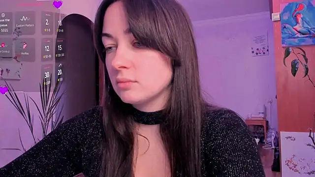 cClandesTina online show from December 22, 2025, 9:23 pm