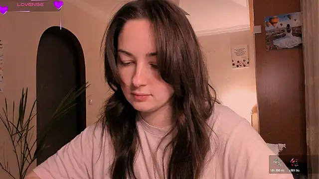 cClandesTina online show from February 15, 2026, 9:00 pm