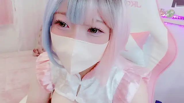 yuayua854 online show from February 13, 2026, 1:07 pm