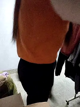 Haralushiaaa online show from October 25, 2025, 2:08 am