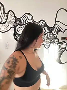 Pretty Isadora online show from January 27, 2025, 10:27 pm