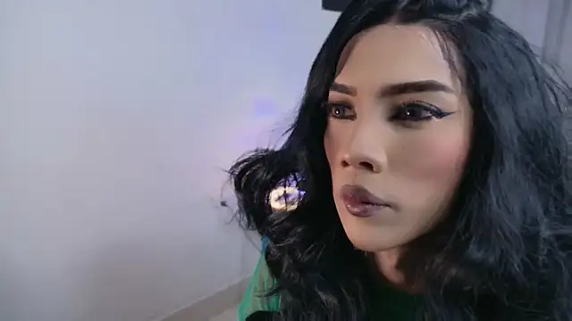 Stefhania susej online show from November 12, 2025, 4:13 am