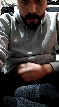 Snapshot of Kaan1607 chatting on January 1, 2025, 2:42 pm Kaan1607 online show from January 1, 2025, 2:42 pm