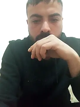 Snapshot of Kaan1607 chatting on November 18, 2025, 6:29 am Kaan1607 online show from November 18, 2025, 6:29 am