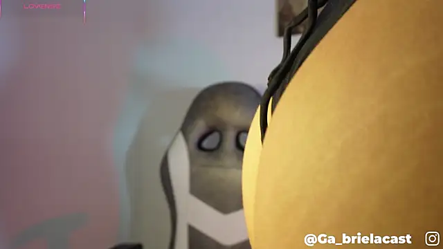 Snapshot of ga_briela1 chatting on December 1, 2025, 4:17 am ga briela1 online show from December 1, 2025, 4:17 am