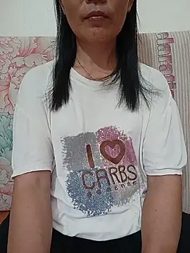 Snapshot of Asian_girl13 chatting on May 30, 2026, 2:36 pm Asian girl13 online show from May 30, 2026, 2:36 pm
