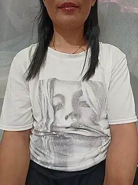 Snapshot of Asian_girl13 chatting on July 13, 2026, 2:31 pm Asian girl13 online show from July 13, 2026, 2:31 pm