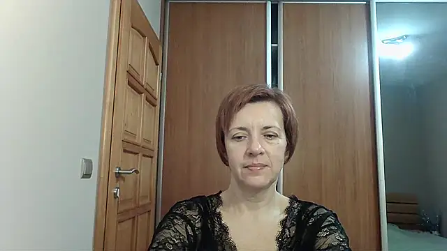 Snapshot of LoraLoraMay chatting on November 19, 2025, 7:03 pm LoraLoraMay online show from November 19, 2025, 7:03 pm