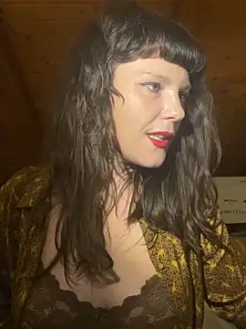 OniricFemme online show from March 7, 2025, 9:06 pm