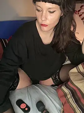 OniricFemme online show from March 12, 2025, 4:51 am