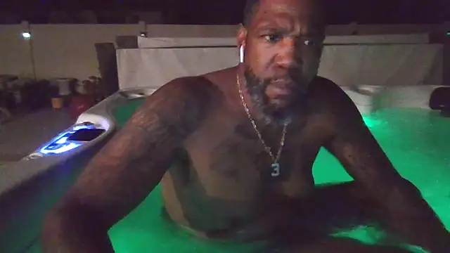 3prettyboy3 online show from November 9, 2025, 8:45 am