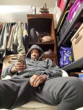 3prettyboy3 online show from November 19, 2025, 8:03 am