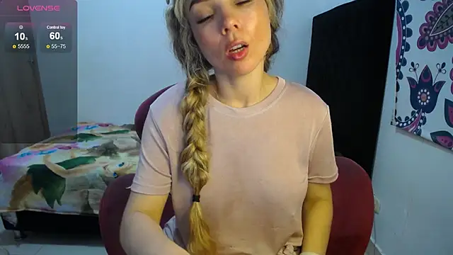 nakary00 online show from March 11, 2025, 2:21 am