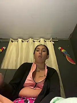 luna asss online show from June 25, 2026, 2:55 am