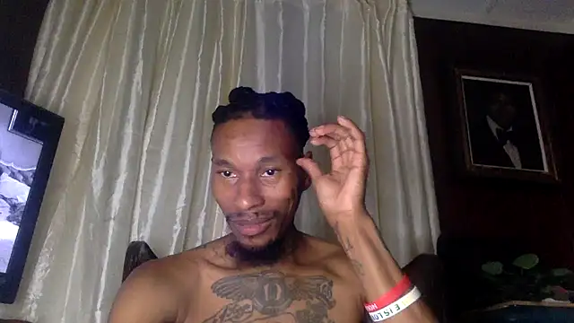 KingDerRico online show from November 30, 2025, 10:47 pm