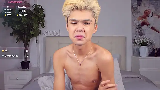 Felix Rey online show from March 5, 2025, 7:06 pm