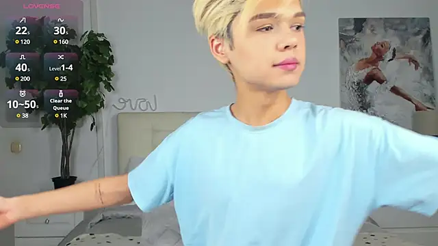 Felix Rey online show from March 16, 2025, 3:39 pm