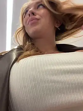 Sweet   Emily online show from January 3, 2025, 1:47 pm