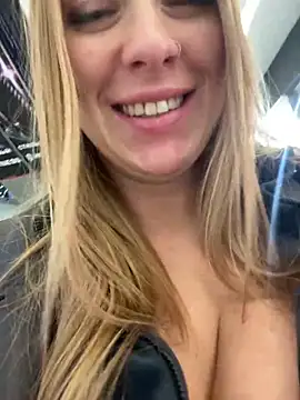 Sweet   Emily online show from January 21, 2025, 3:21 pm