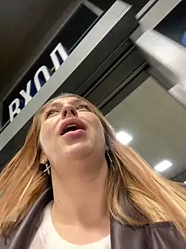 Sweet   Emily online show from February 13, 2025, 8:34 pm