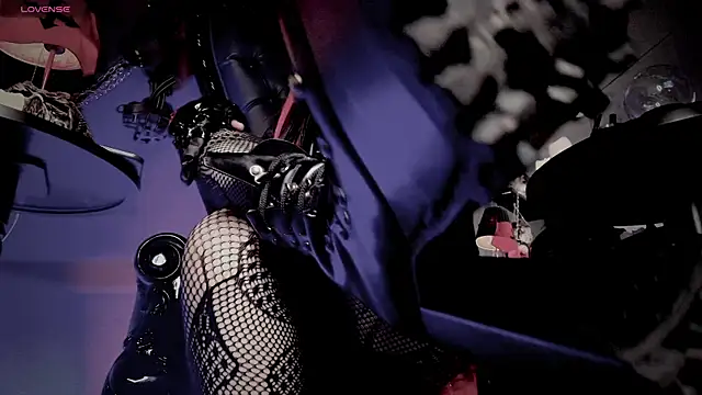 MorganaCrowley online show from February 28, 2026, 12:17 pm