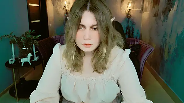 FioraMarmoris online show from February 26, 2025, 1:08 pm